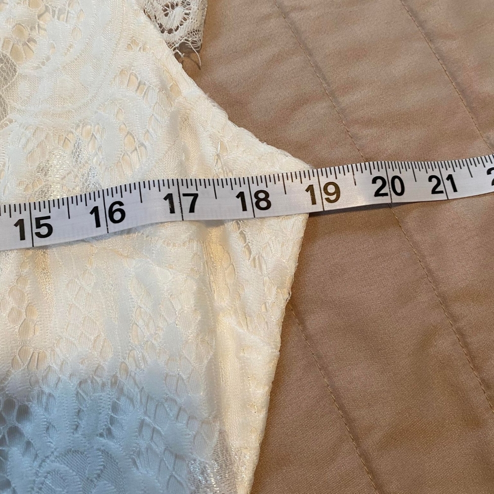 Allandwell white lace dress NWT size large - Picture 12 of 12